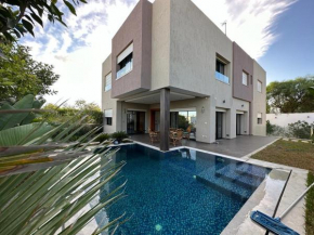 Villa gammarth avec piscine